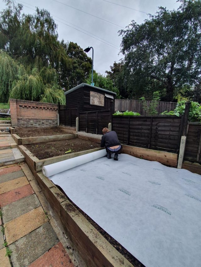 Leigh-on-Sea fake grass installation