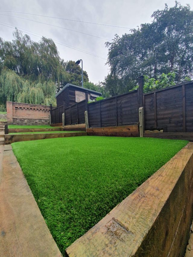 Leigh-on-Sea fake grass installation