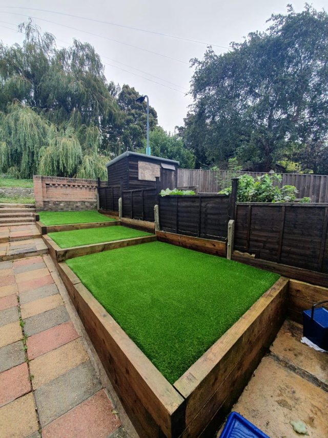 Leigh-on-Sea fake grass installation