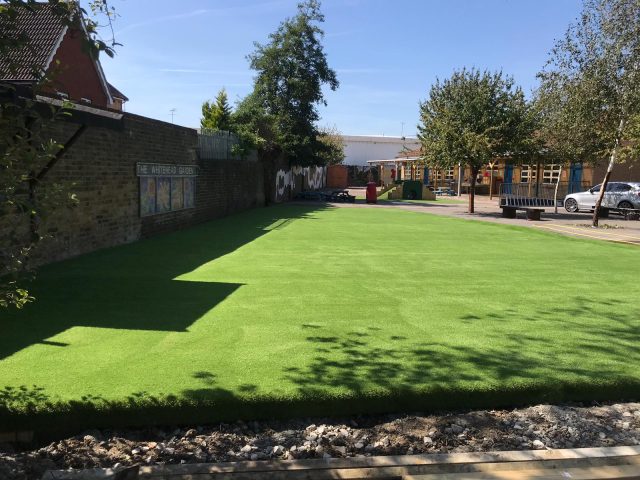 Newbury Park Primary School: Easi-Holland Park