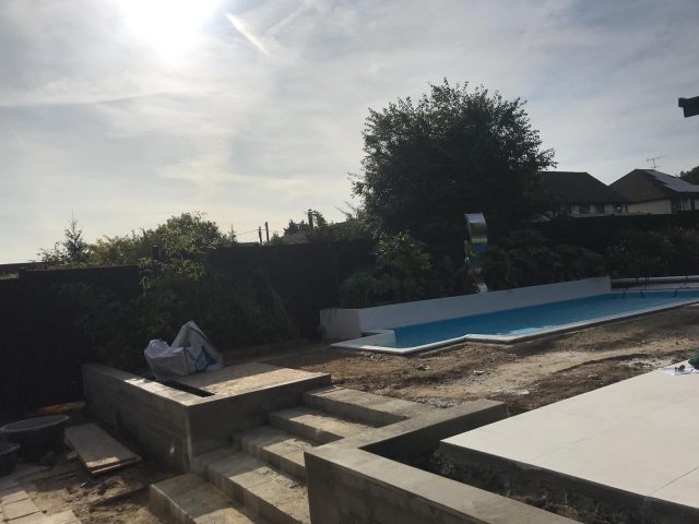 Hockley fake grass fitting and installations by Easigrass Essex & Hertfordshire