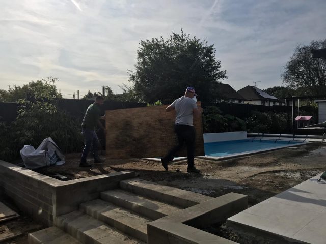 Hockley fake grass fitting and installations by Easigrass Essex & Hertfordshire