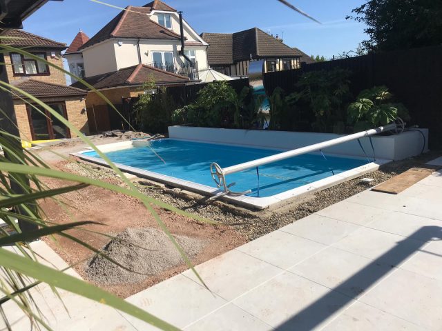 Hockley fake grass fitting and installations by Easigrass Essex & Hertfordshire