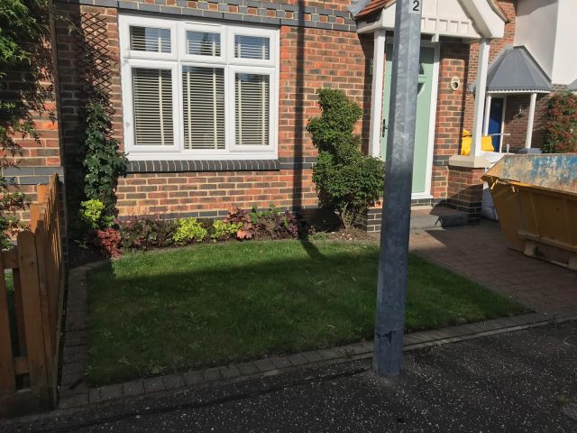 Braintree fake grass installation Easigrass Essex & Hertfordshire