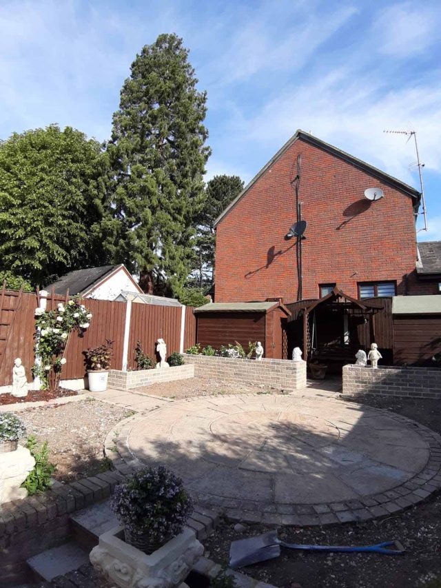 Chelmsford: Kensington fake Grass install