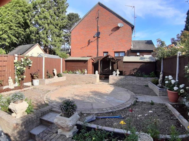 Chelmsford: Kensington fake Grass install