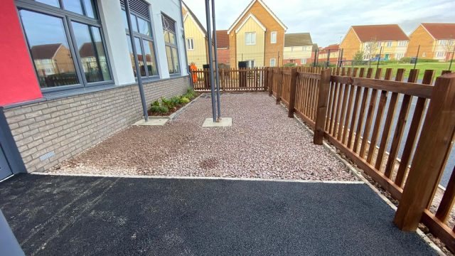 Lakelands Primary School fake grass installation