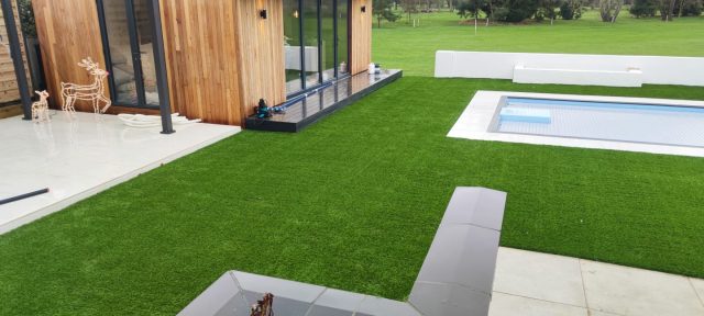 Thorpe Bay: Artificial Grass Installation