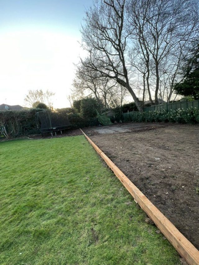 Brentwood Fake Grass Installation Back Garden