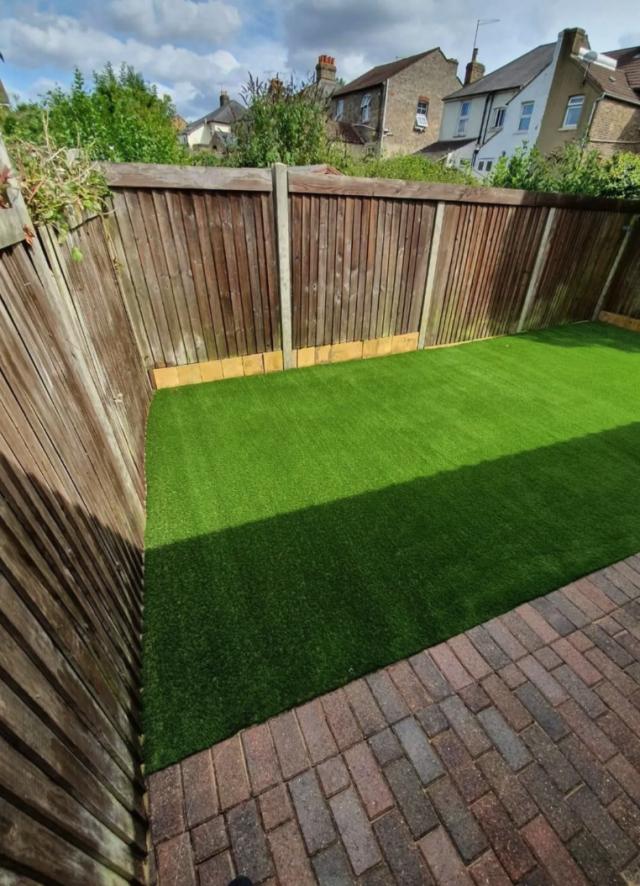 brentwood artificial grass installation