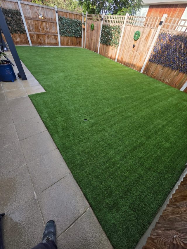 Harlow Garden Transformation with Easi-Chelsea Artificial Grass